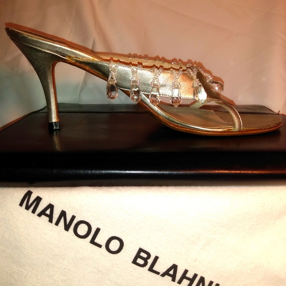 MANOLO BLAHNIK Heels